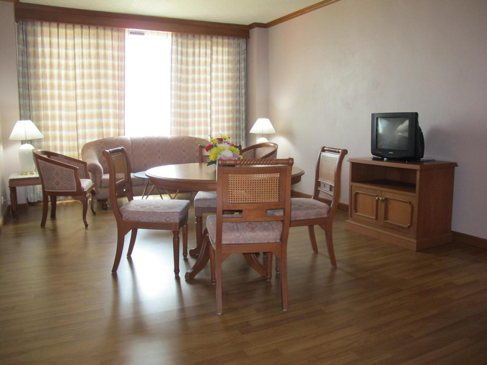 Rimpao Hotel Kalasin Ruang foto